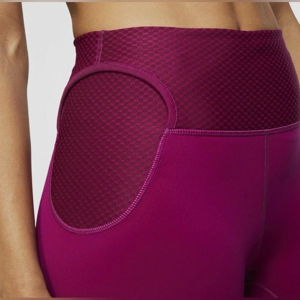 Nike Women's Magenta Leggings